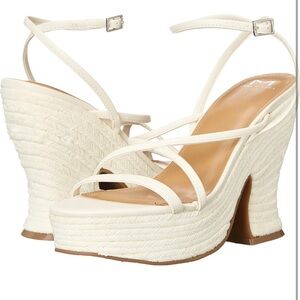 Marc Fisher LTD Women's Fetch Heeled Sandal